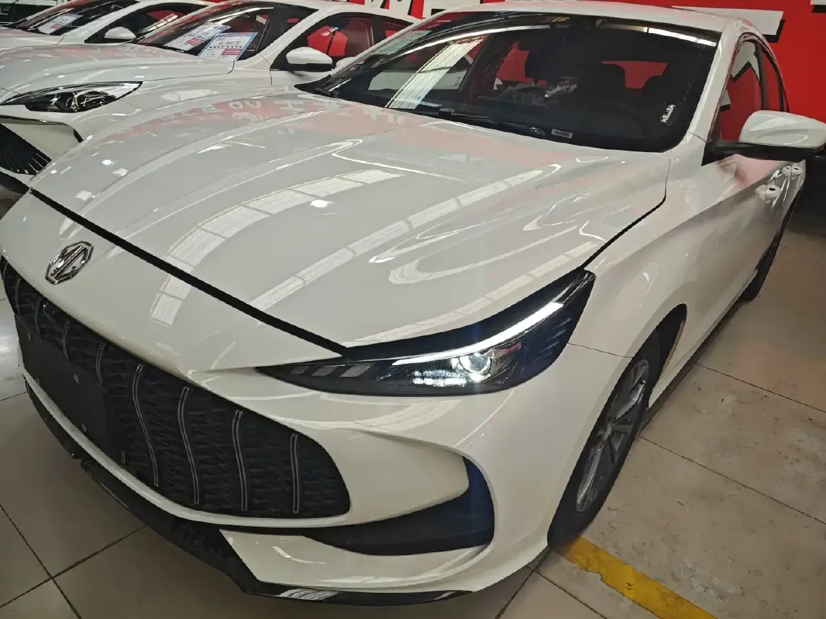 2025 MG 5 1.5L 129HP L4 CVT