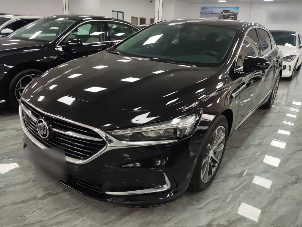 2022 Buick Larcosse 2.0T 237HP L4 9AT