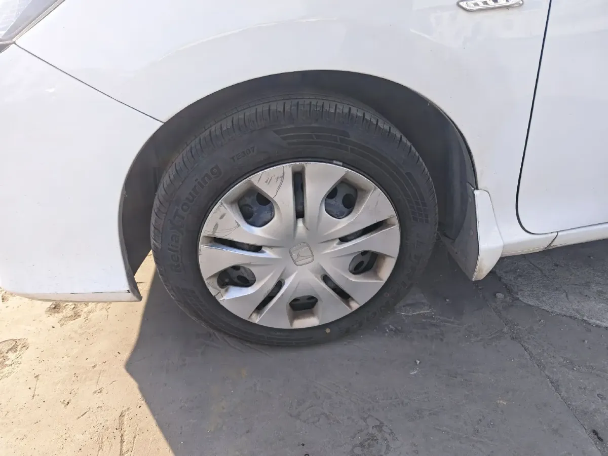 2016 Honda Greiz 1.5L 131HP L4 CVT,autocango,china used car exporter,china ev exporter,chinese used car exporter,chinese used ev exporter