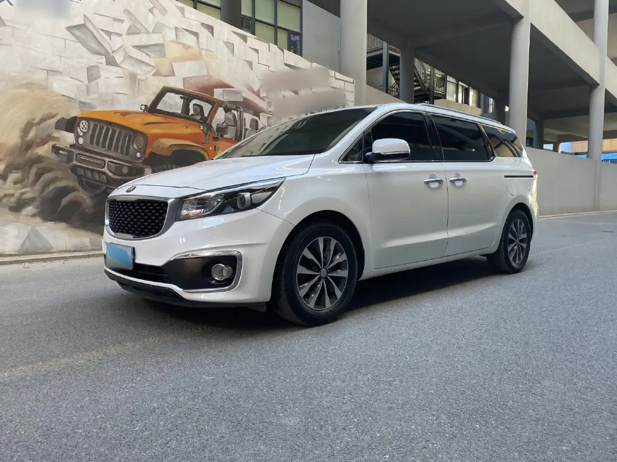 2015 Kia Carnival 2.2T 200HP L4 6AT
