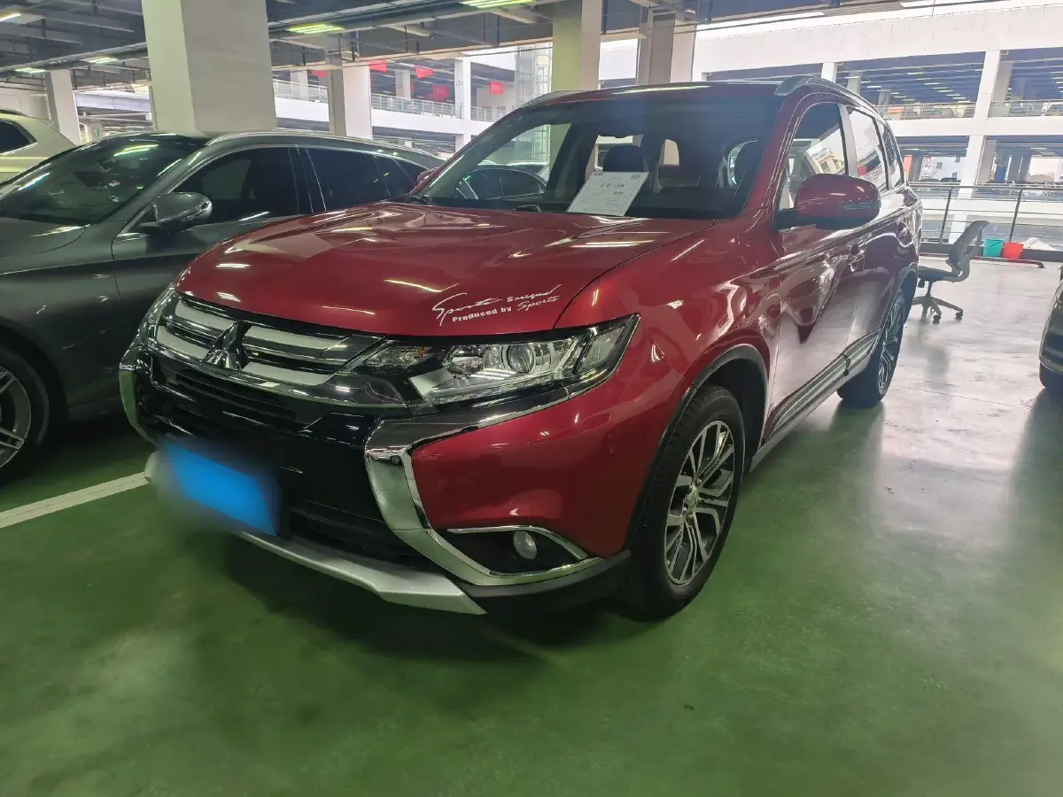 2018 Mitsubishi Outlander 2.0L 166HP L4 CVT