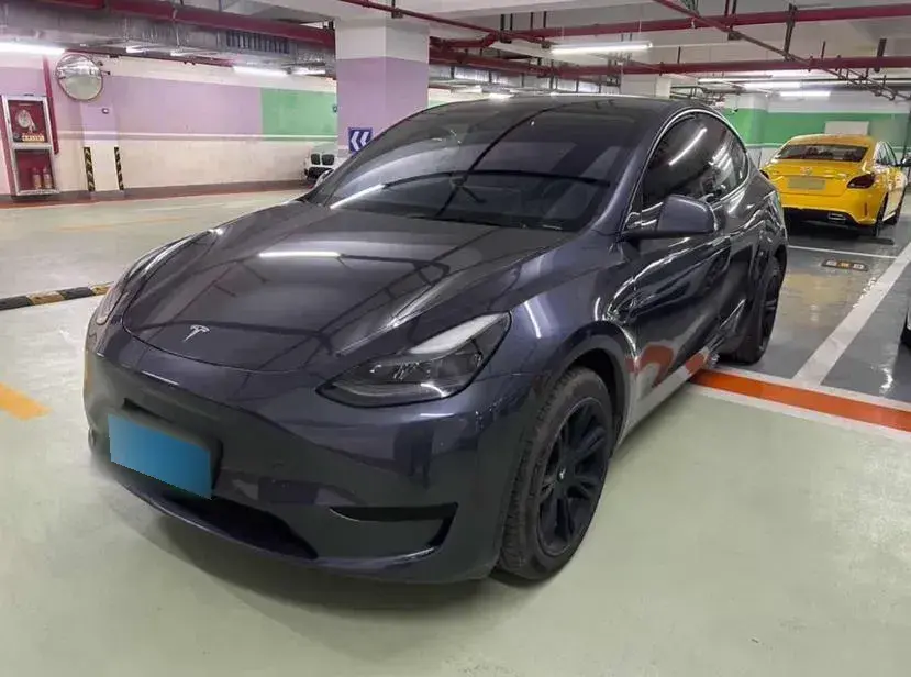 2022 Tesla Model Y BEV 60KWH