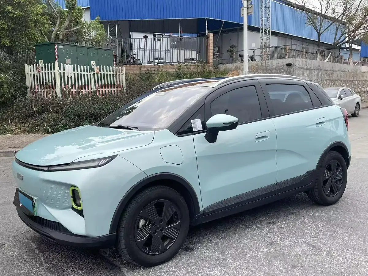 2022 Geometry E BEV 33.5KWH