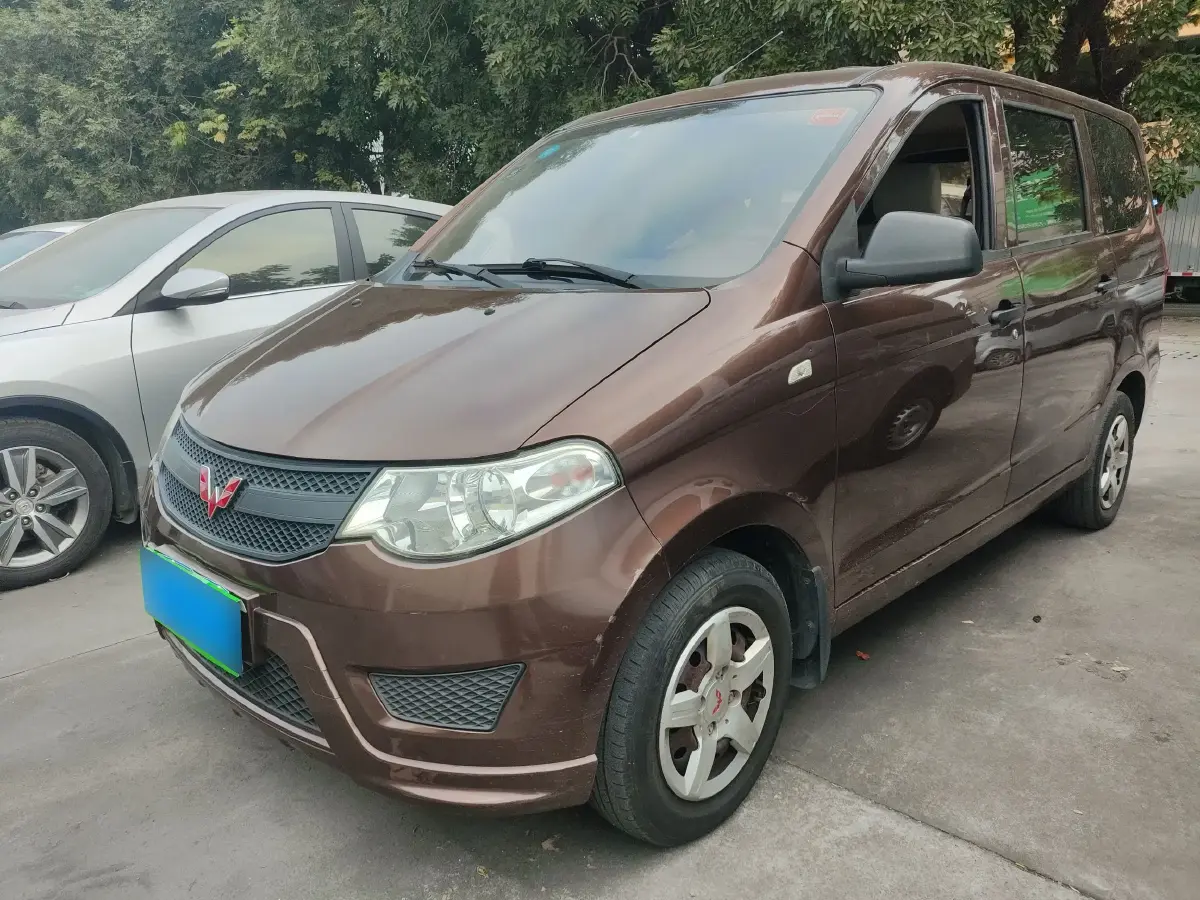 2018 WuLing HongGuang 1.5L 105HP L4 5MT