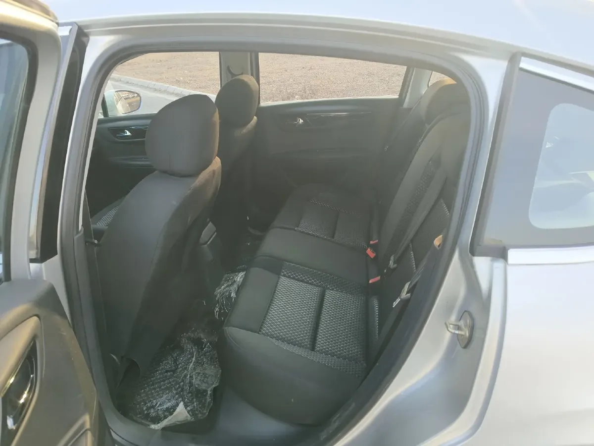 2013 Citroen C-Quatre 1.6L 117HP L4 5MT,autocango,china used car exporter,china ev exporter,chinese used car exporter,chinese used ev exporter