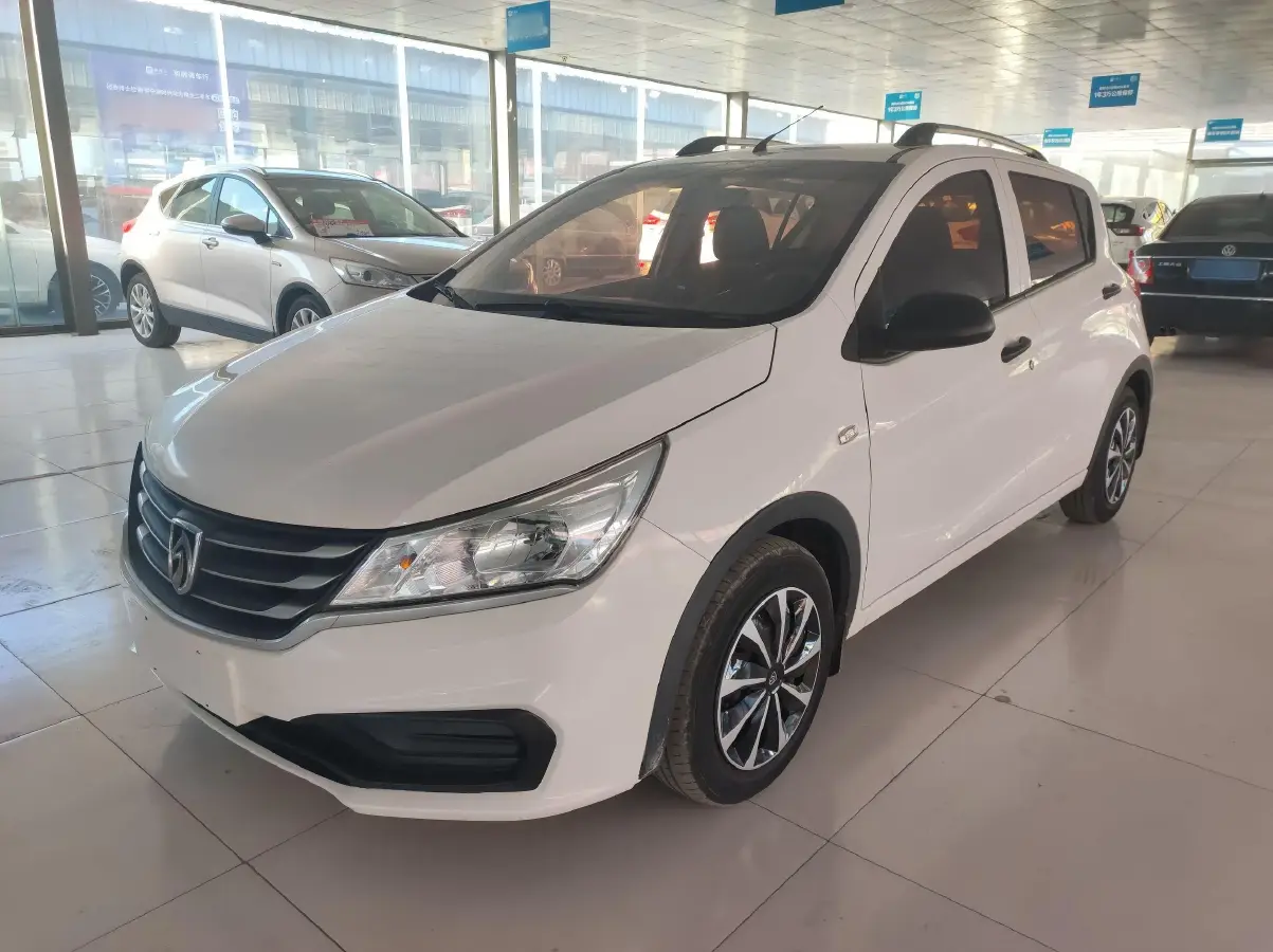 2016 BaoJun 310 1.2L 82HP L4 5MT