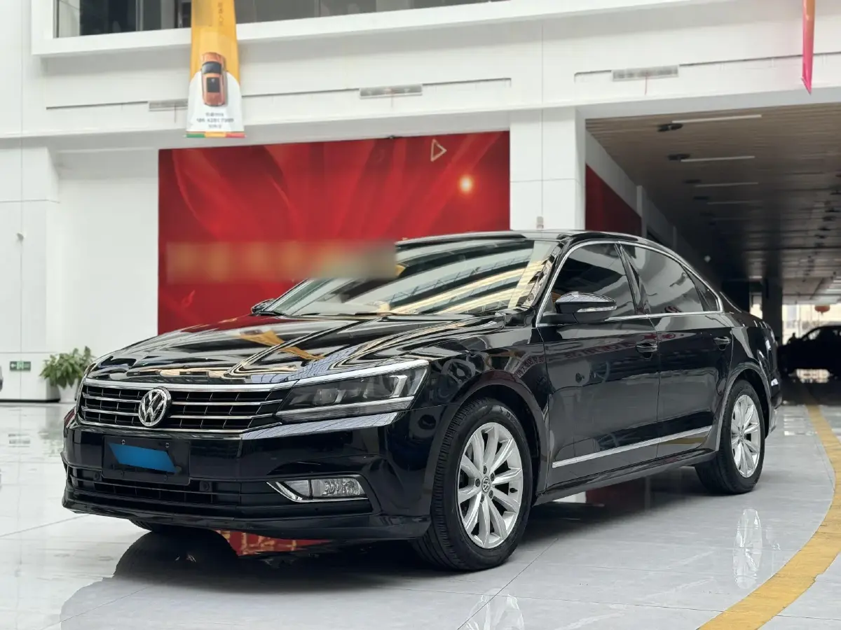 2017 Volkswagen Passat 1.8T 180HP L4 7DCT