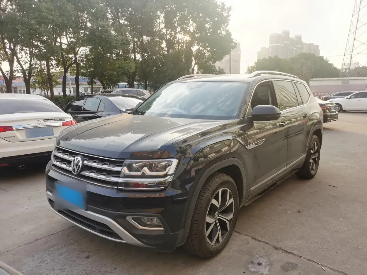 2019 Volkswagen Teramont 2.0T 220HP L4 7DCT