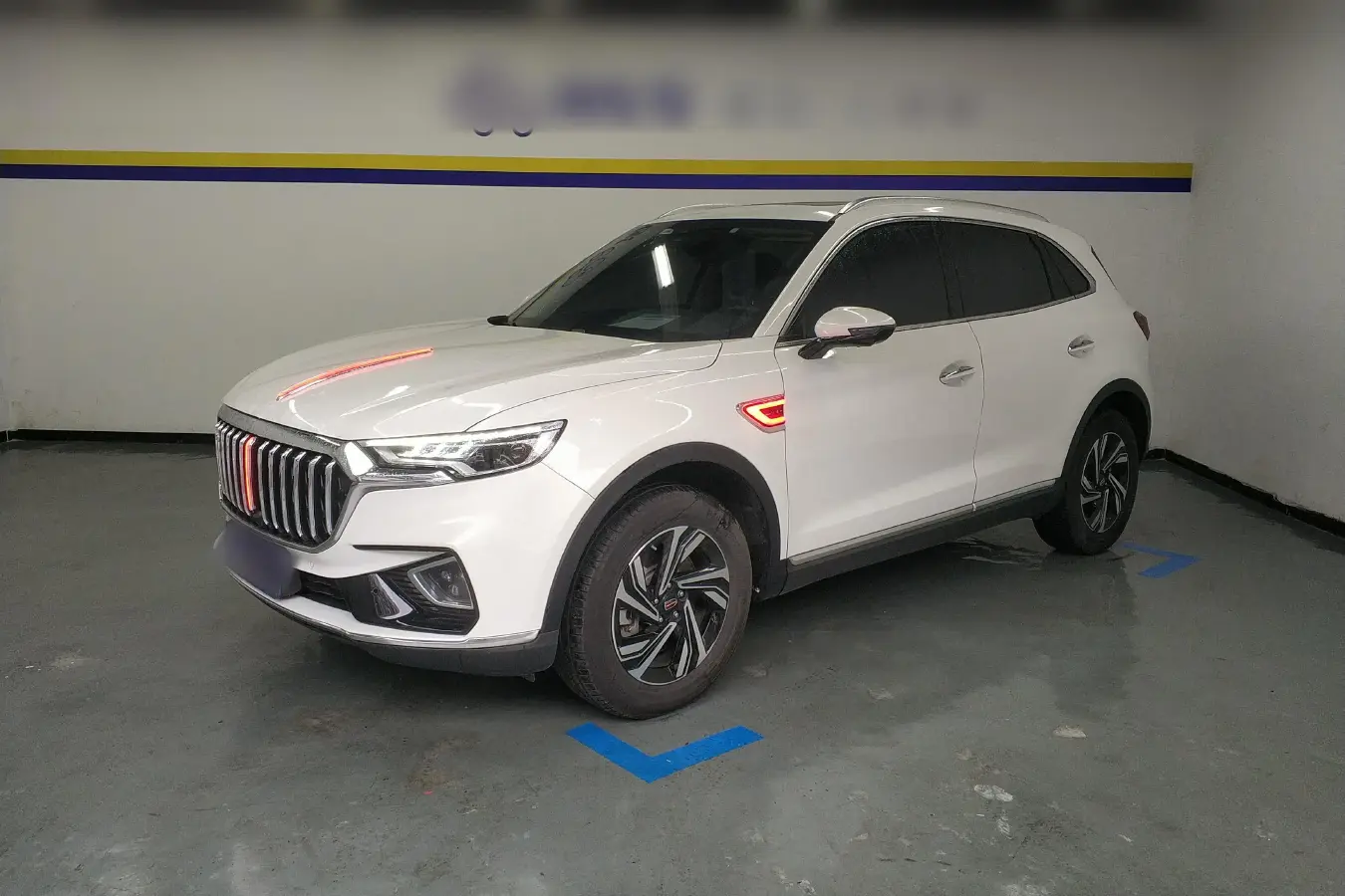 2022 HongQi HS5 2.0T 224HP L4 6AT