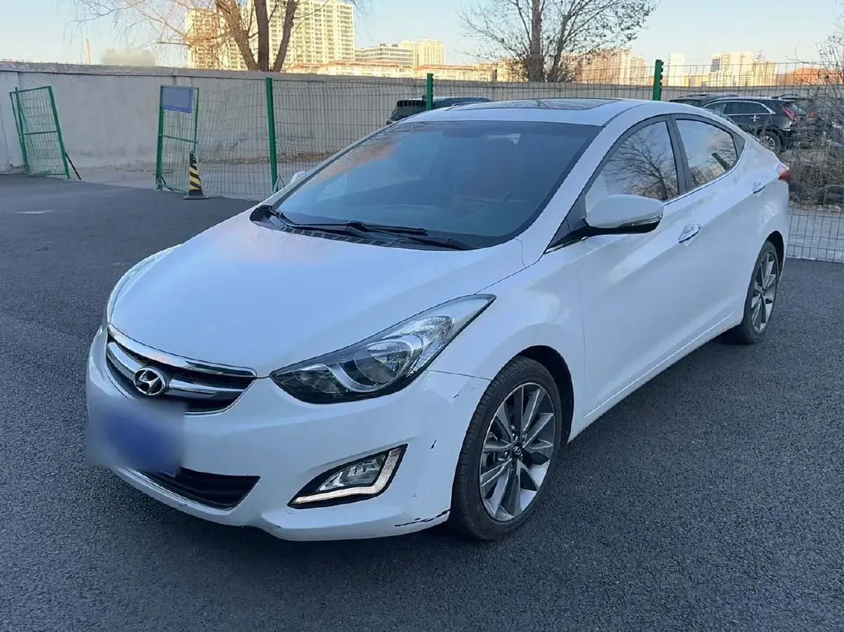 2015 Hyundai Elantra 1.6L 128HP L4 6AT