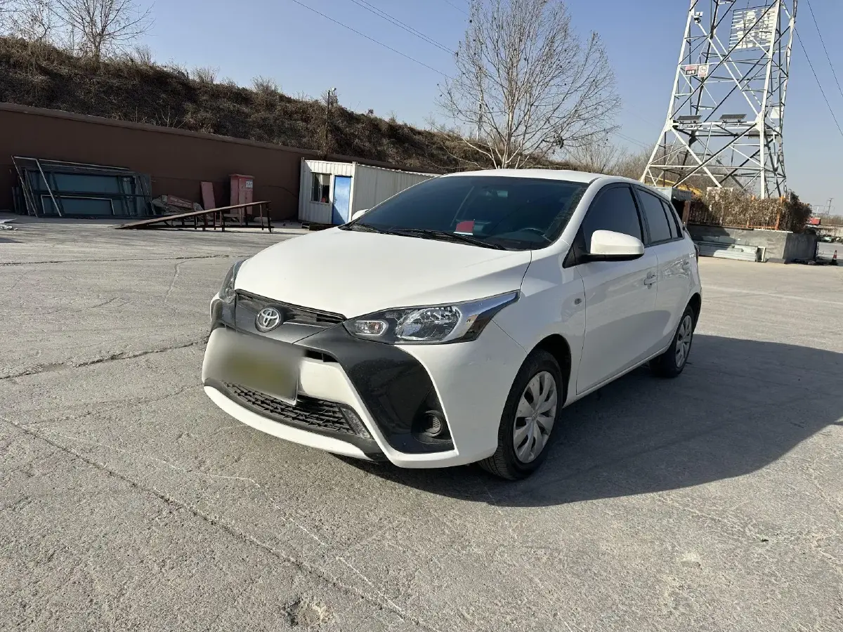 2020 Toyota Yaris L 1.5L 110HP L4 CVT