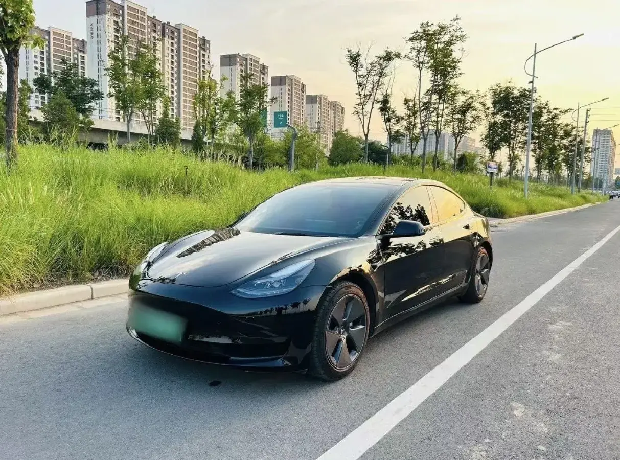 2021 Tesla Model 3 BEV 55KWH
