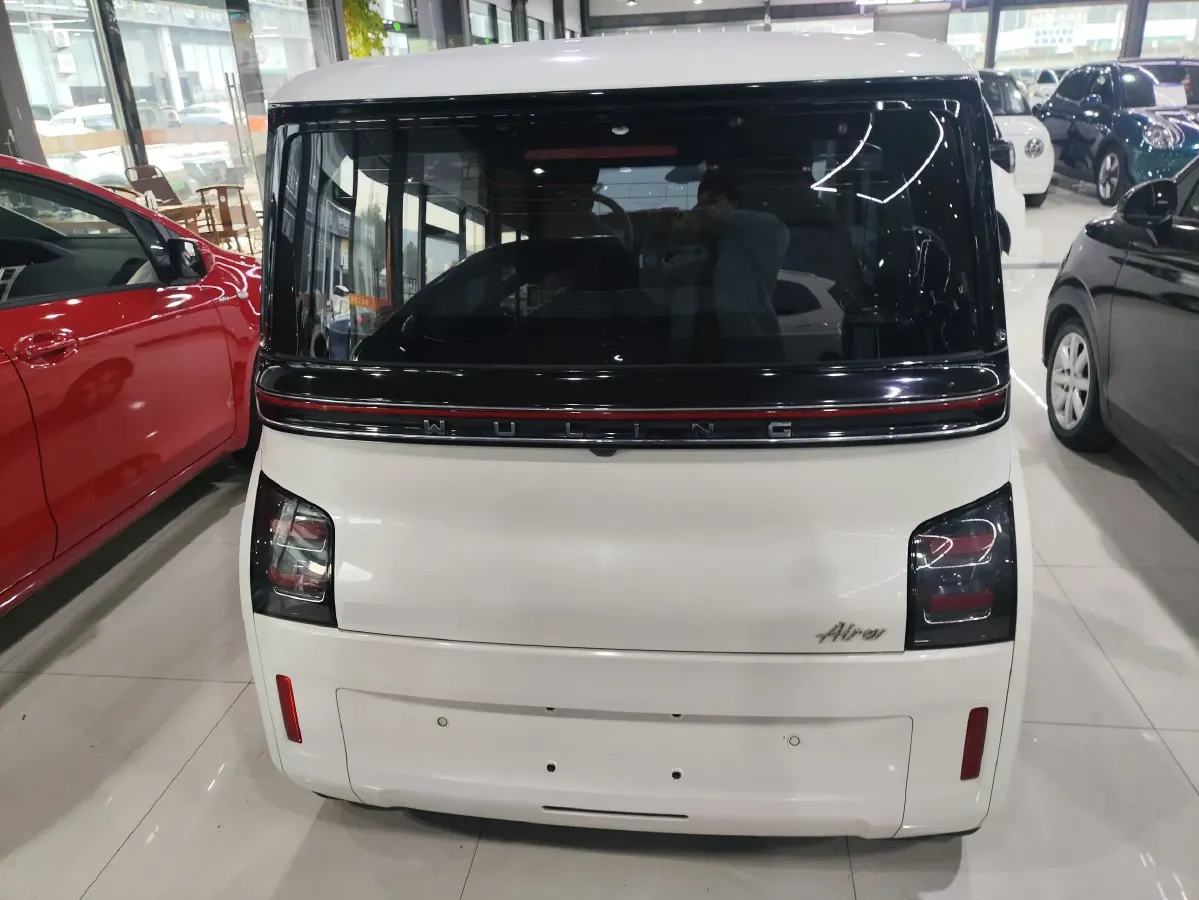 2023 WuLing Air ev BEV 28.4KWH,autocango,china used car exporter,china ev exporter,chinese used car exporter,chinese used ev exporter