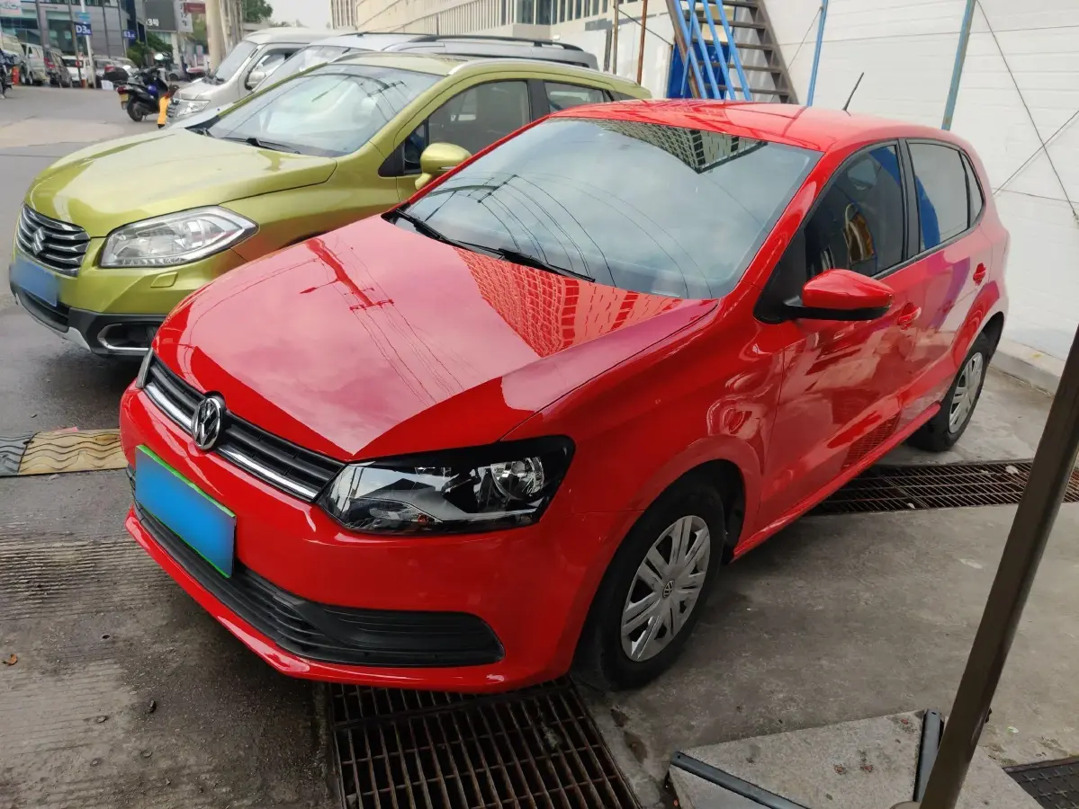2018 Volkswagen Polo 1.5L 110HP L4 6AT