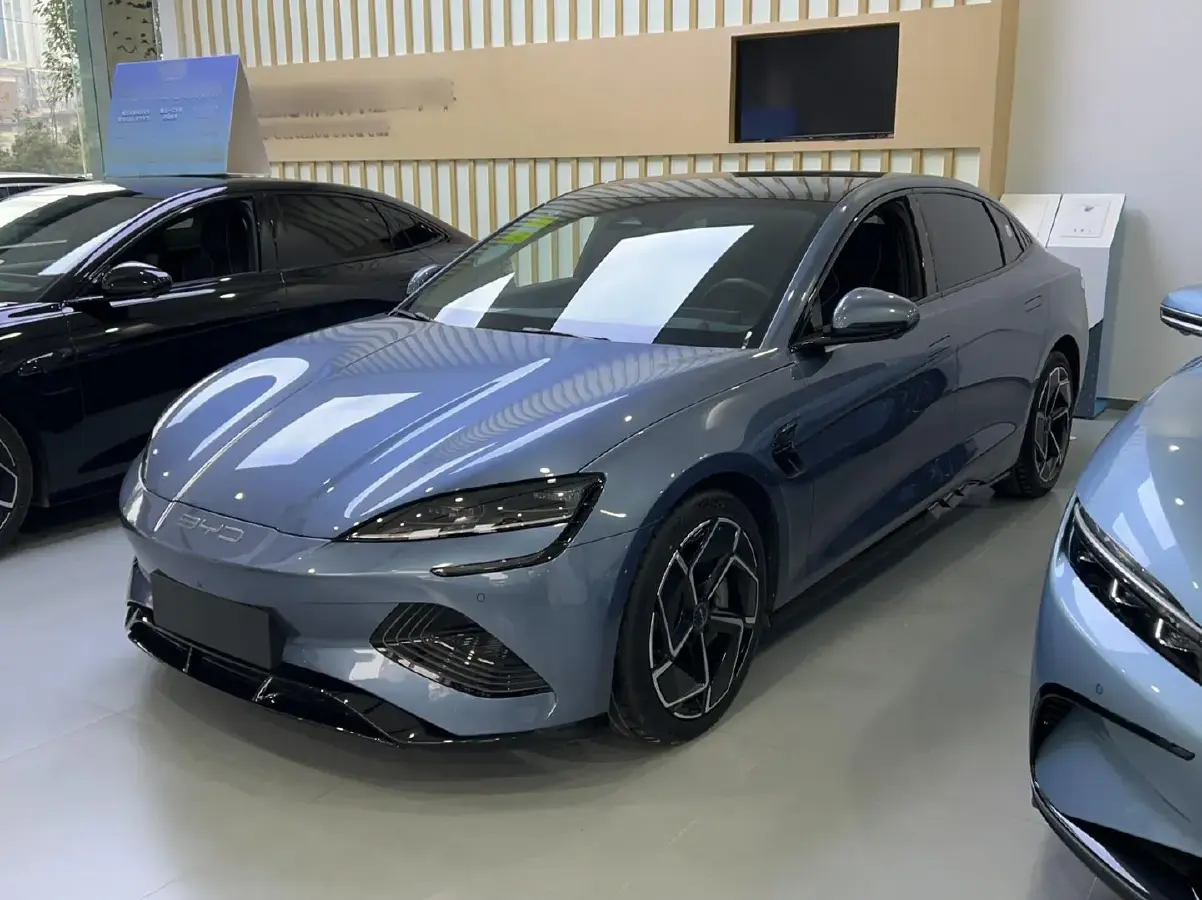 2023 BYD Seal BEV 82.5KWH