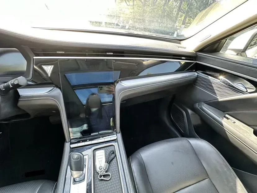 2020 Venucia Star 1.5T 190HP L4 7DCT,autocango,china used car exporter,china ev exporter,chinese used car exporter,chinese used ev exporter