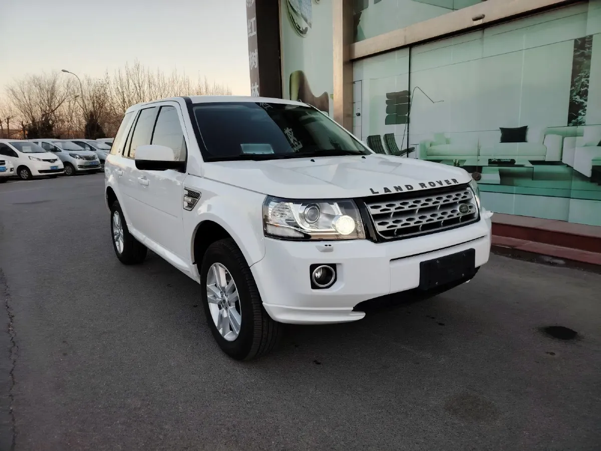2012 Land Rover Freelander 2 2.0T 240HP L4 6AT,autocango,china used car exporter,china ev exporter,chinese used car exporter,chinese used ev exporter