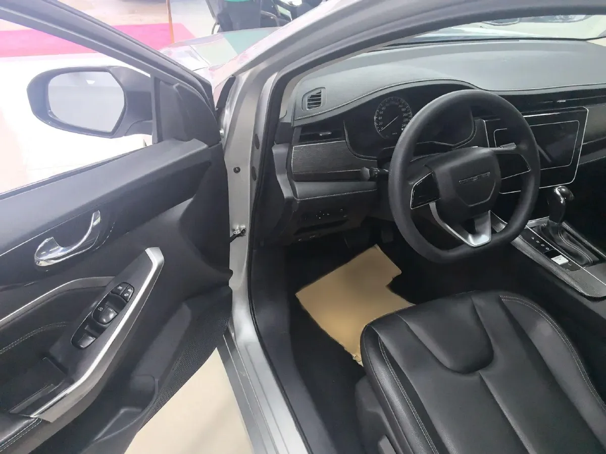 2021 Venucia D60 1.6L 122HP L4 CVT,autocango,china used car exporter,china ev exporter,chinese used car exporter,chinese used ev exporter