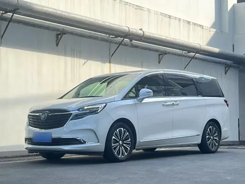 2022 Buick GL8 2.0T 237HP L4 9AT