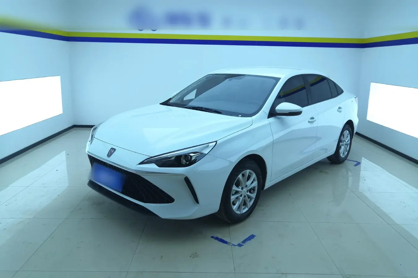 2023 Roewe i5 1.5L 129HP L4 5MT