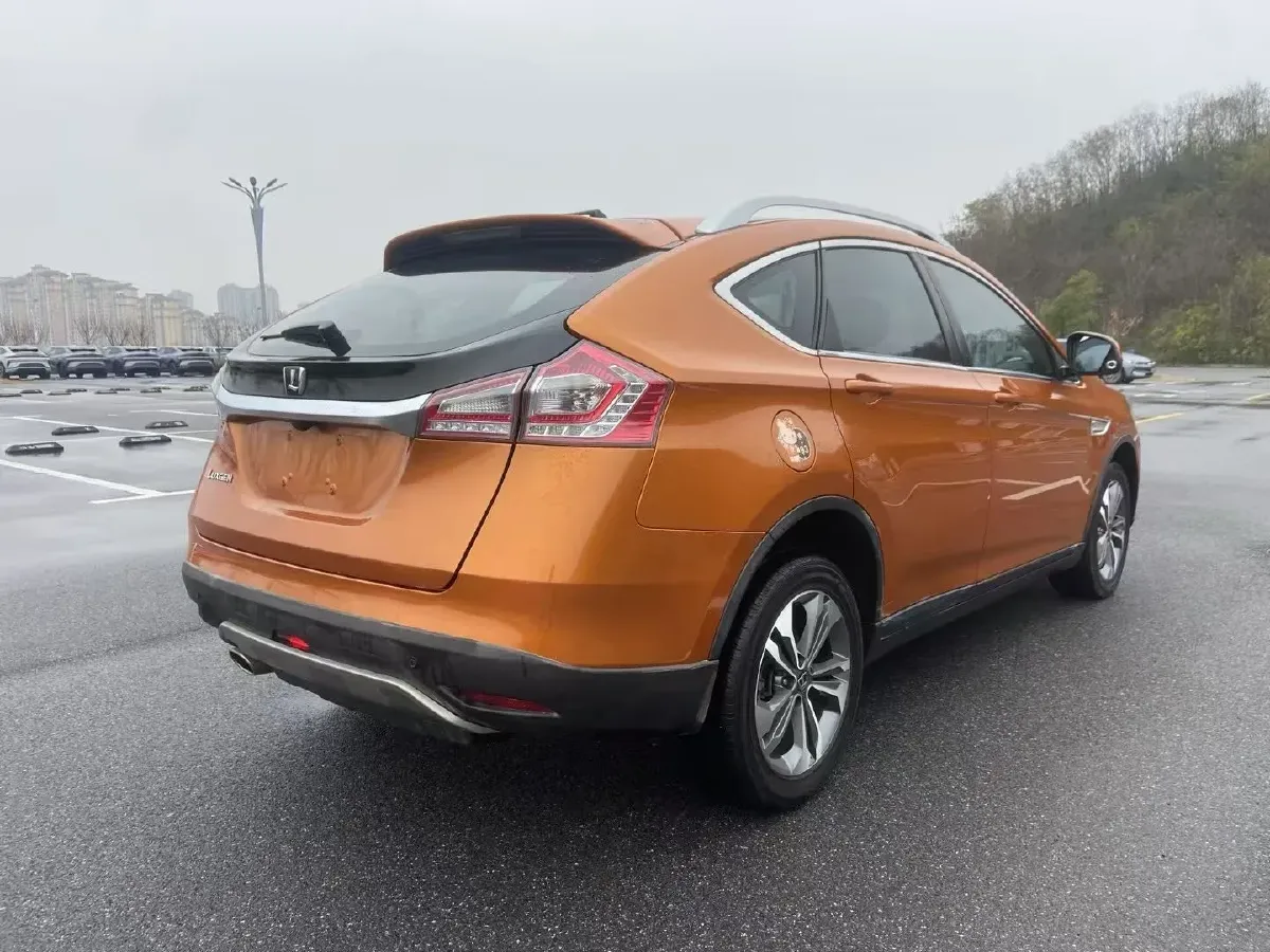 2014 Luxgen 6 SUV 1.8T 158HP L4 5AT,autocango,china used car exporter,china ev exporter,chinese used car exporter,chinese used ev exporter