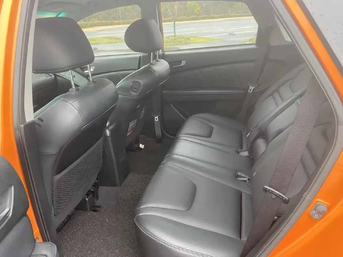 2014 Luxgen 6 SUV 1.8T 158HP L4 5AT,autocango,china used car exporter,china ev exporter,chinese used car exporter,chinese used ev exporter