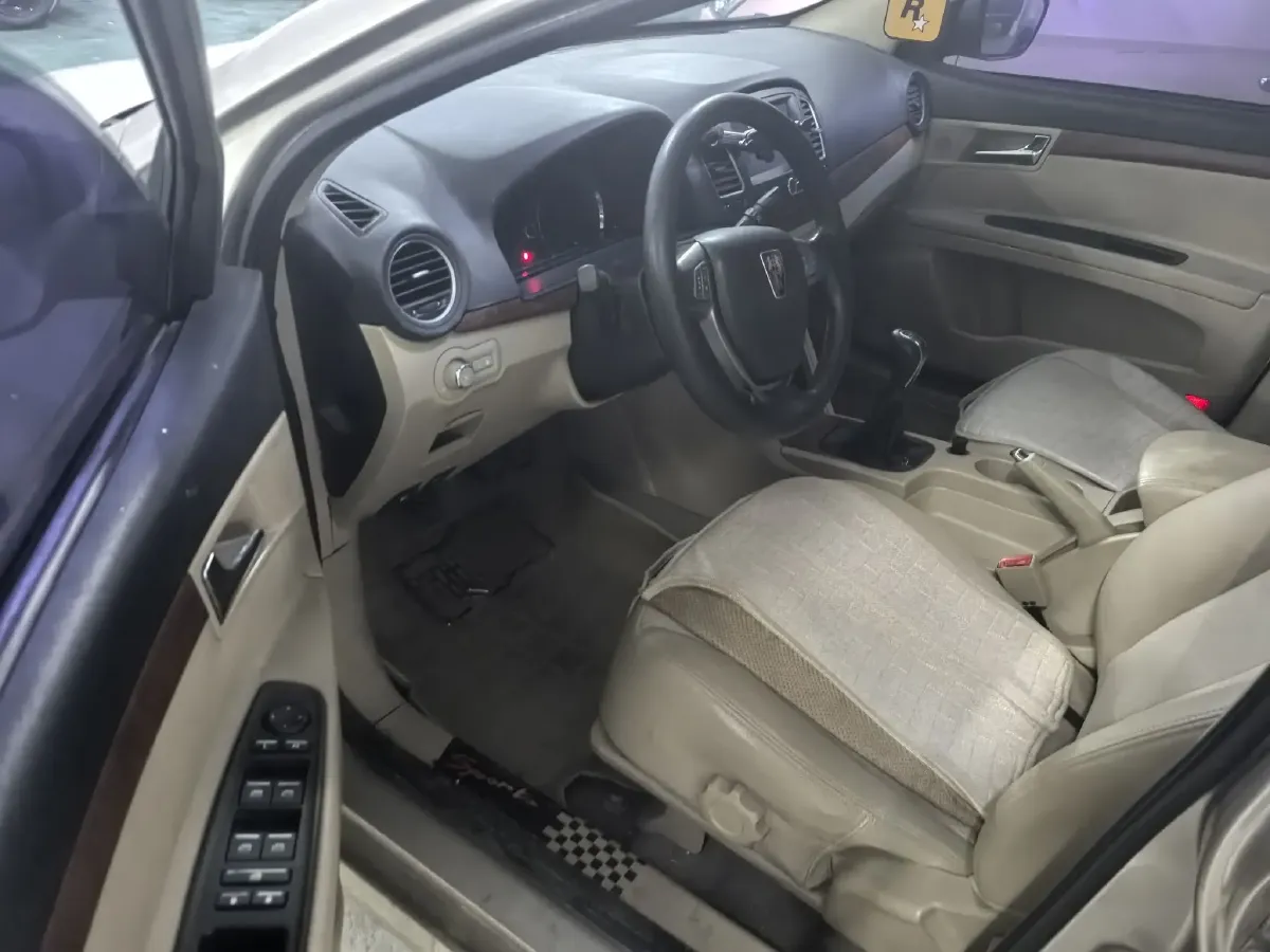 2014 Roewe 350 1.5L 109HP L4 5MT,autocango,china used car exporter,china ev exporter,chinese used car exporter,chinese used ev exporter