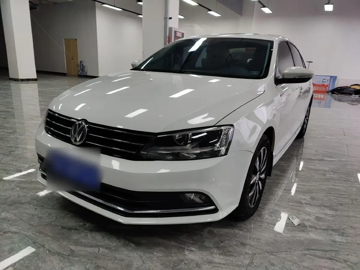 2018 Volkswagen Sagitar 1.6L 110HP L4 6AT