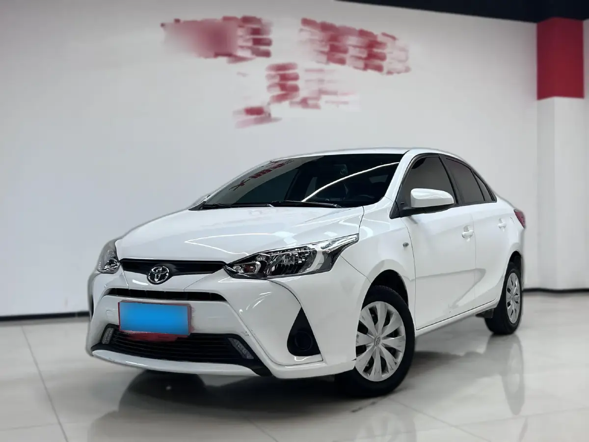 2019 Toyota Yaris L 1.5L 110HP L4 CVT