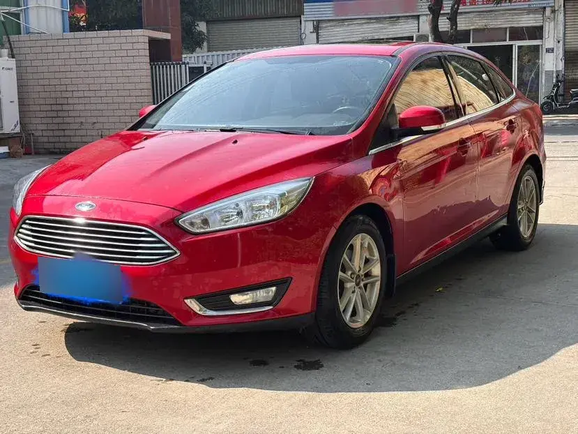 2015 Ford Focus 1.5T 181HP L4 6AT