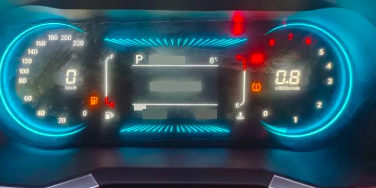 2022 Soueast DX8S 1.5T 156HP L4 6DCT,autocango,china used car exporter,china ev exporter,chinese used car exporter,chinese used ev exporter