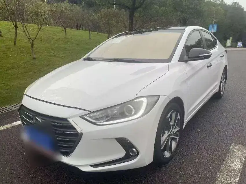 2018 Hyundai Elantra 1.6L 130HP L4 6AT