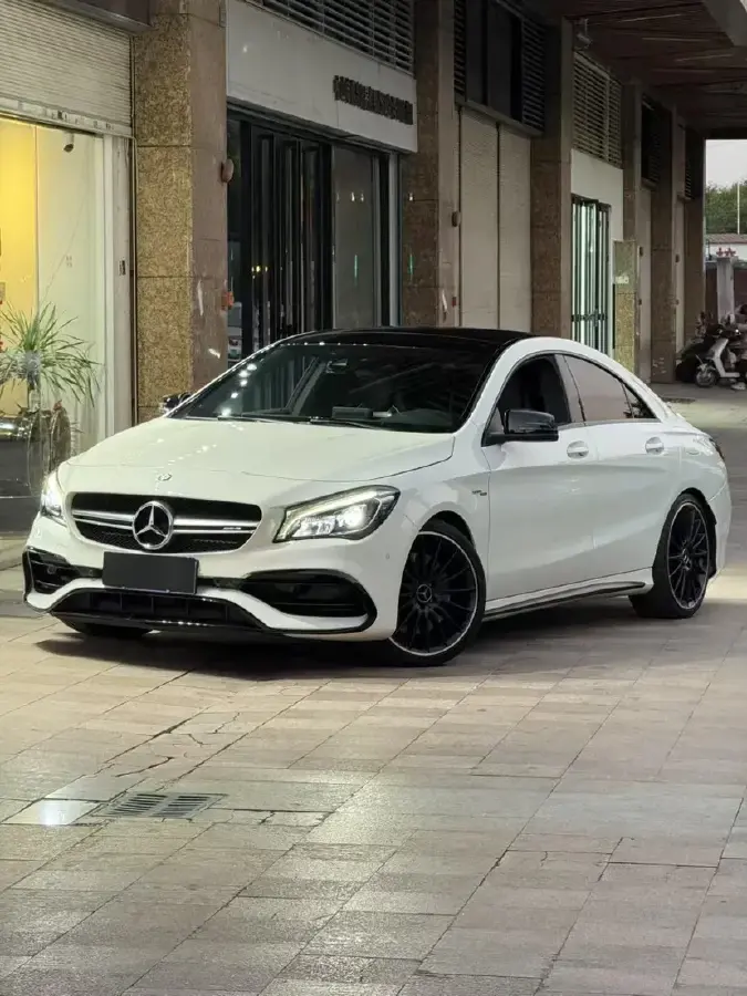2016 Mercedes-Benz CLA AMG 2.0T 381HP L4 7DCT