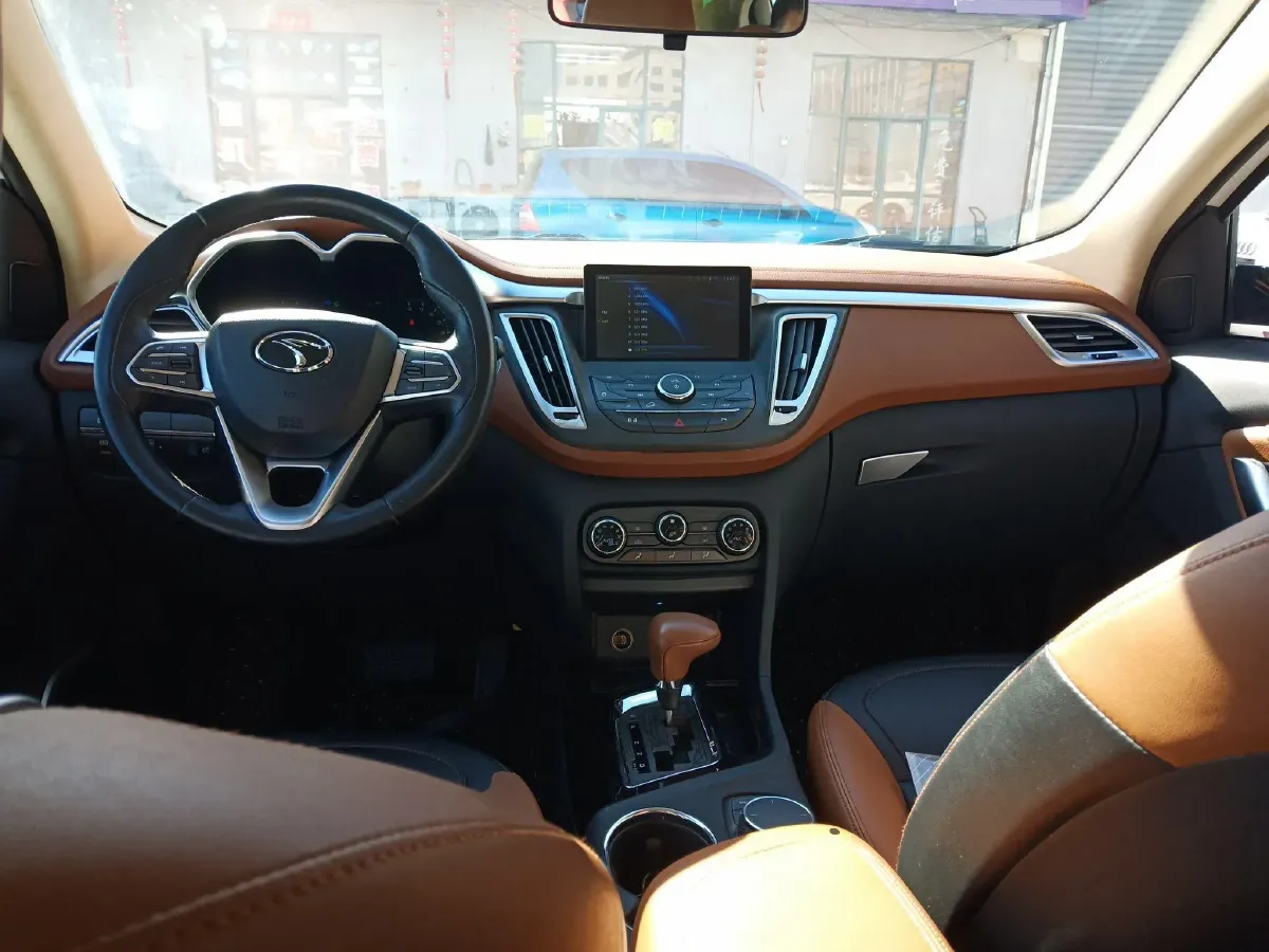 2015 Soueast DX7 1.5T 156HP L4 5AT,autocango,china used car exporter,china ev exporter,chinese used car exporter,chinese used ev exporter