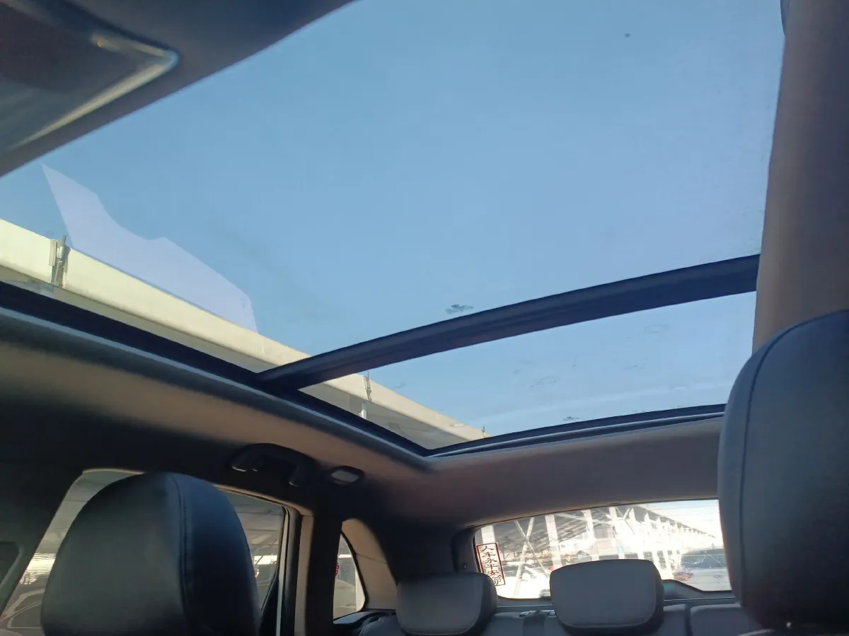 2016 Zotye T600 2.0T 190HP L4 6DCT,autocango,china used car exporter,china ev exporter,chinese used car exporter,chinese used ev exporter