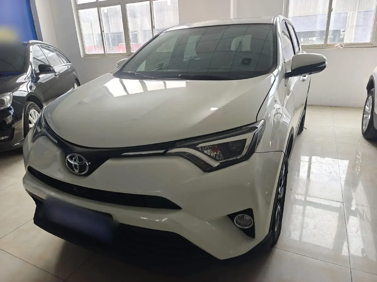 2019 Toyota RAV4 2.0L 151HP L4 CVT