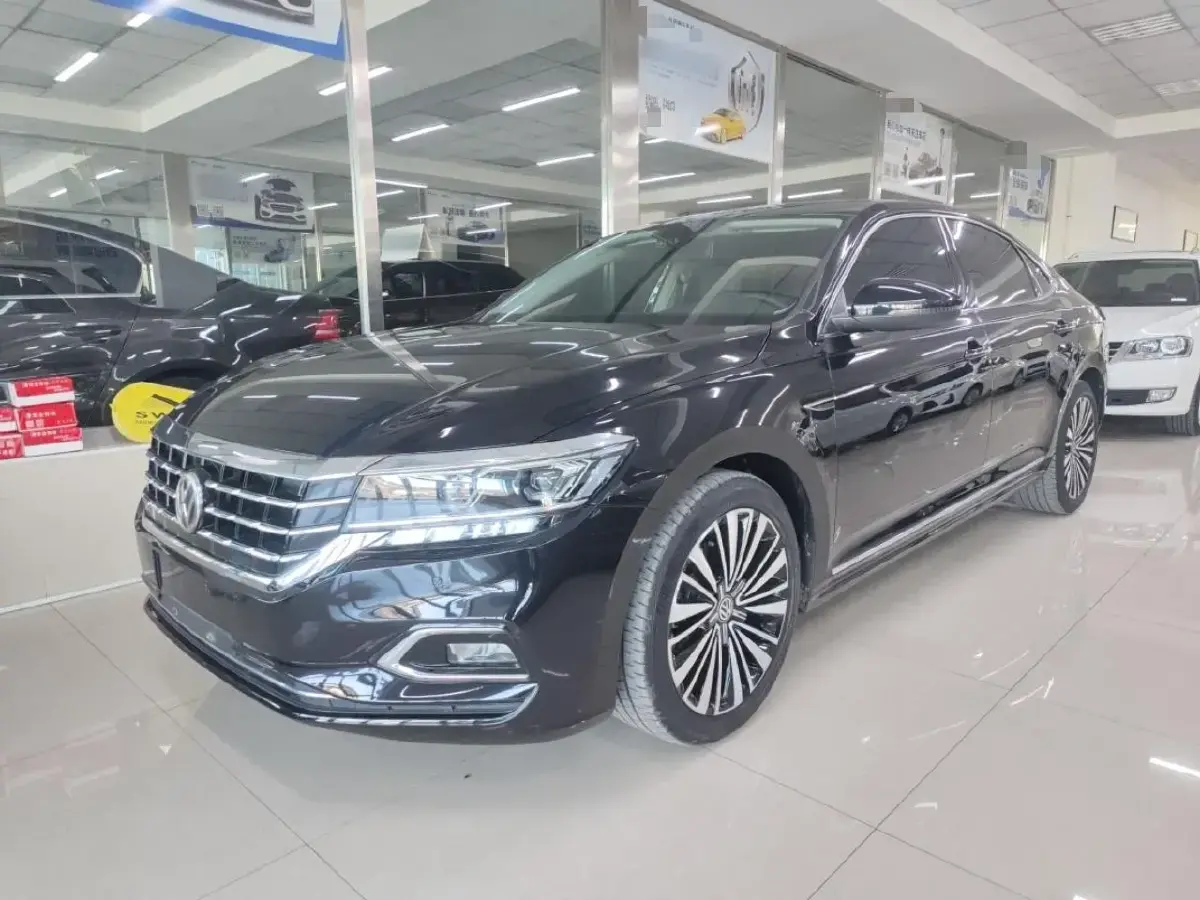 2019 Volkswagen Passat 2.0T 186HP L4 7DCT