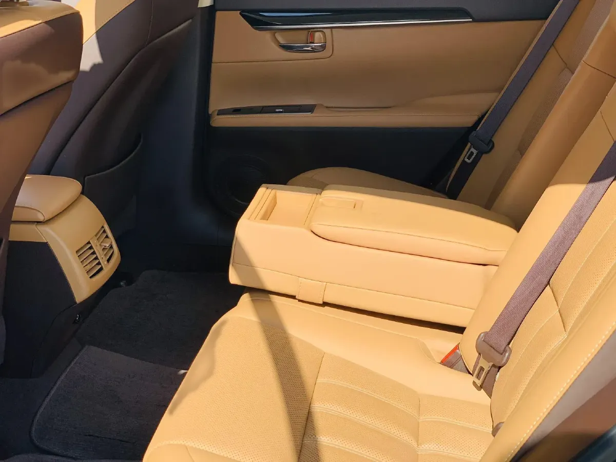 2013 JAC Refine S5 2.0T 177HP L4 6MT,autocango,china used car exporter,china ev exporter,chinese used car exporter,chinese used ev exporter