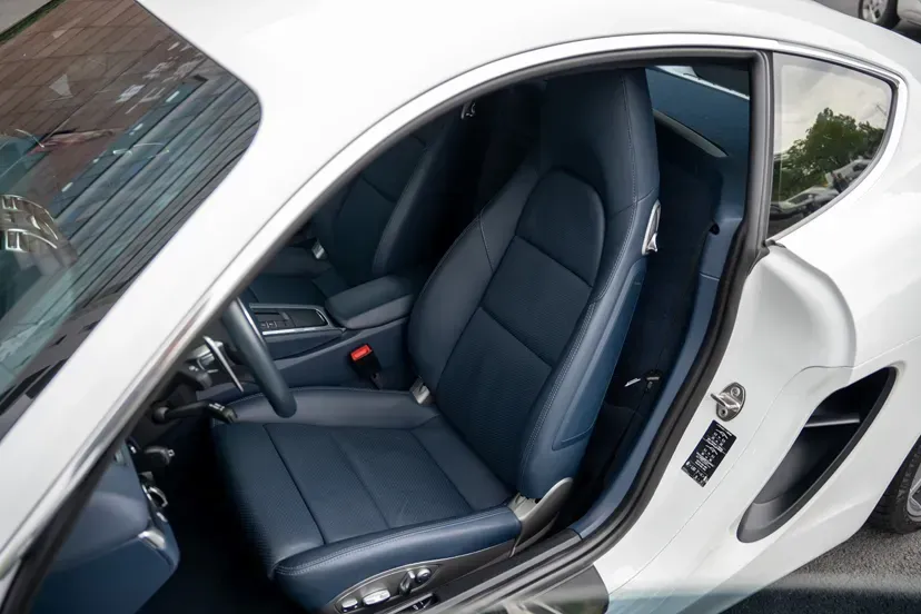 2013 Porsche Cayman 3.4L 325HP H6 7DCT,autocango,china used car exporter,china ev exporter,chinese used car exporter,chinese used ev exporter