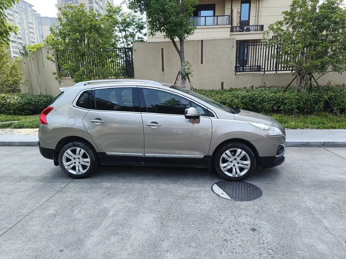 2015 Peugeot 3008 2.0L 147HP L4 6AT,autocango,china used car exporter,china ev exporter,chinese used car exporter,chinese used ev exporter