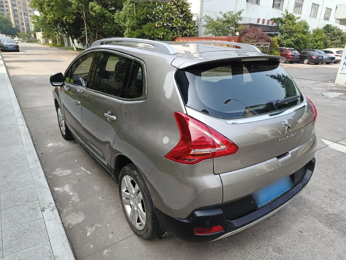 2015 Peugeot 3008 2.0L 147HP L4 6AT,autocango,china used car exporter,china ev exporter,chinese used car exporter,chinese used ev exporter