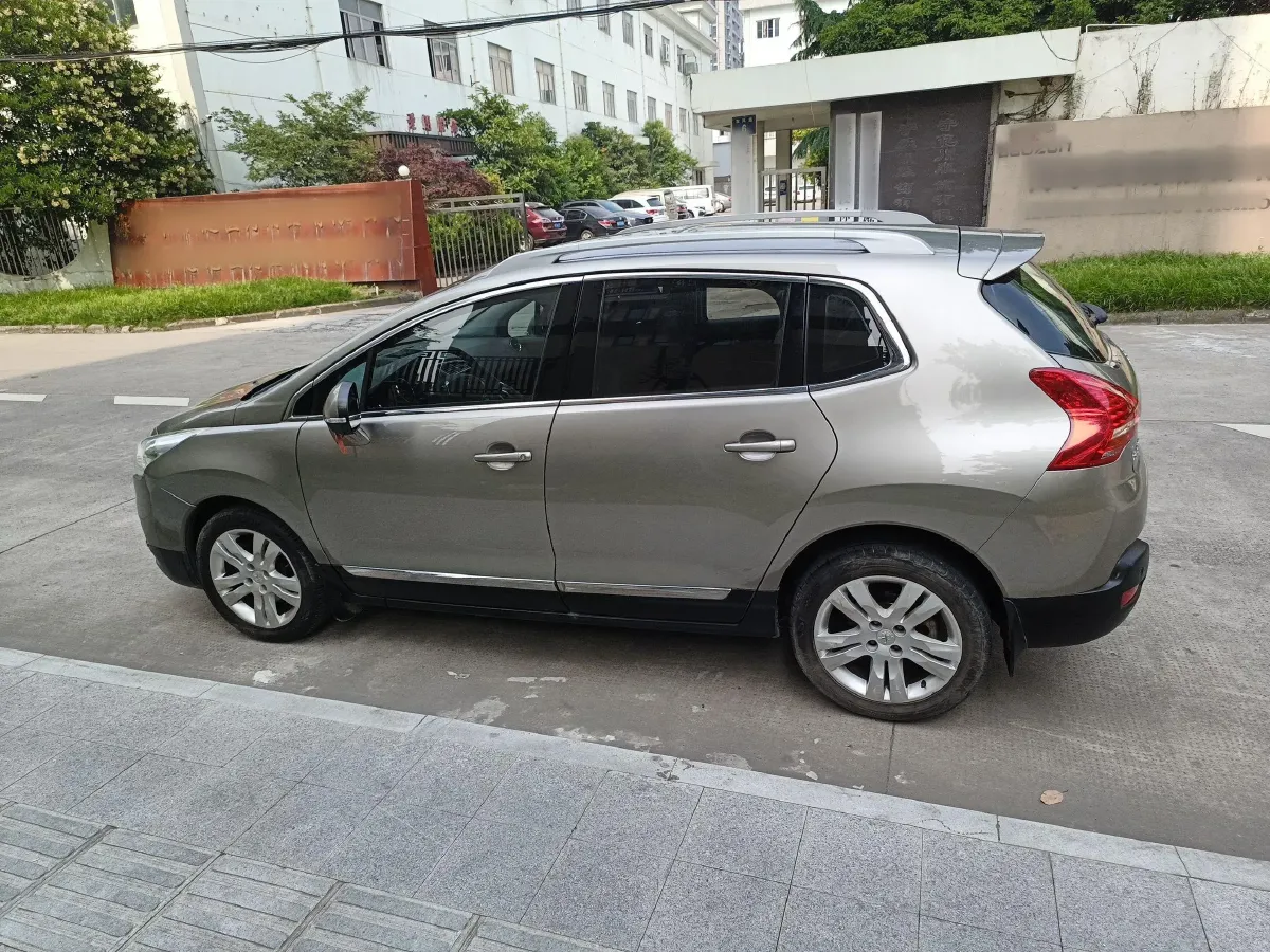 2015 Peugeot 3008 2.0L 147HP L4 6AT,autocango,china used car exporter,china ev exporter,chinese used car exporter,chinese used ev exporter
