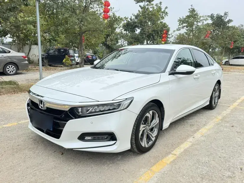 2018 Honda Accord 1.5T 194HP L4 CVT