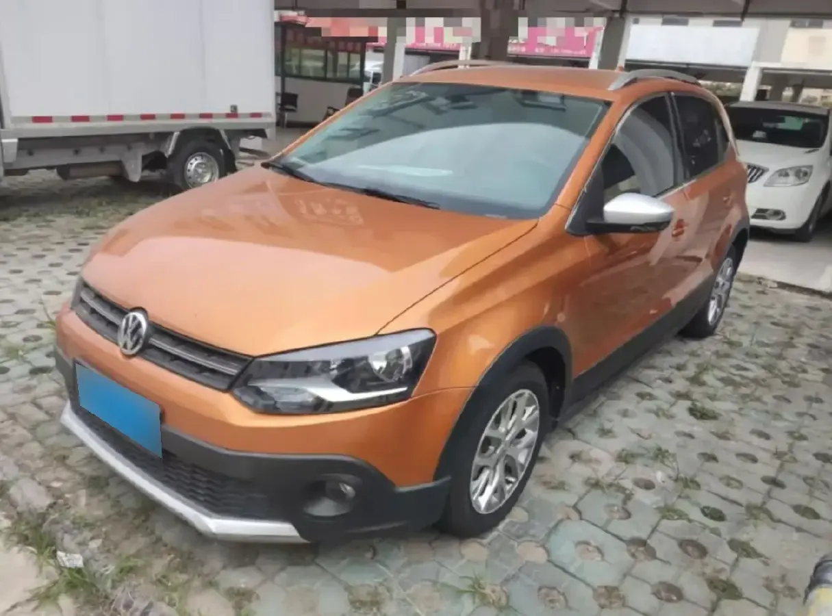 2016 Volkswagen Polo 1.4L 90HP L4 6AT