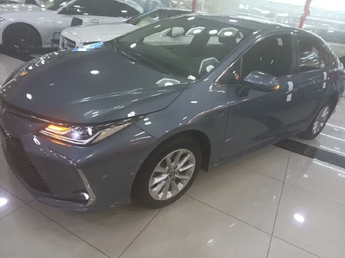 2019 Toyota Corolla Hybird E+ 1.8L 99HP L4 E-CVT PHEV 10.5KWH