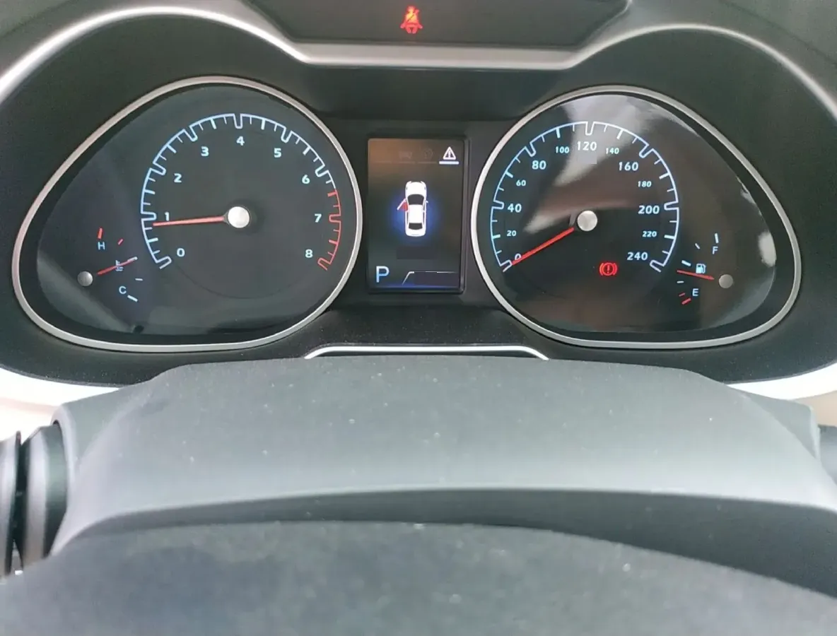 2015 HaiMa M8 1.8T 188HP L4 6AT,autocango,china used car exporter,china ev exporter,chinese used car exporter,chinese used ev exporter