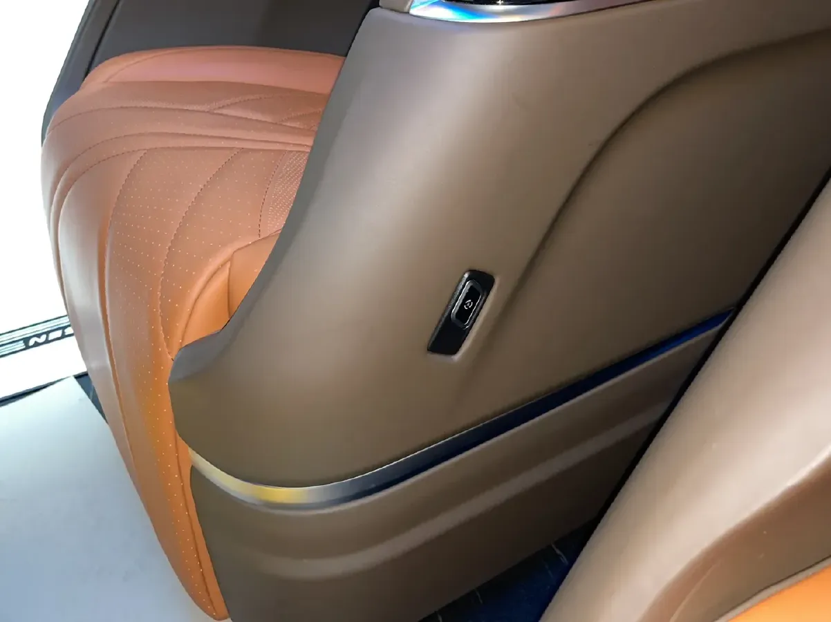 2024 JunTian HeiWuShi Youth 2.0T 220HP L4 9AT,autocango,china used car exporter,china ev exporter,chinese used car exporter,chinese used ev exporter