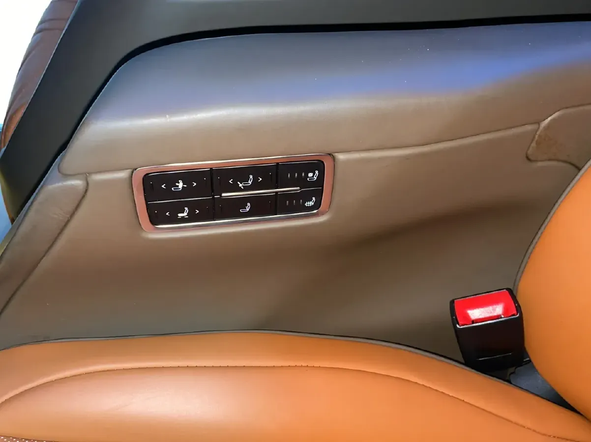 2024 JunTian HeiWuShi Youth 2.0T 220HP L4 9AT,autocango,china used car exporter,china ev exporter,chinese used car exporter,chinese used ev exporter