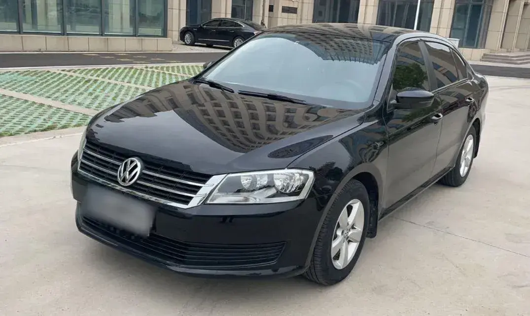 2013 Volkswagen Lavida 1.6L 110HP L4 6AT