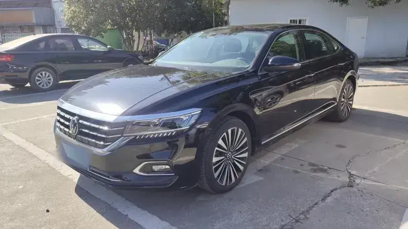 2020 Volkswagen Passat 2.0T 186HP L4 7DCT
